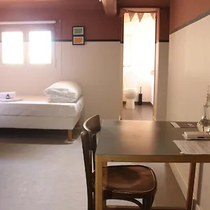 https://pop-hostel.fr-provencehotel.com