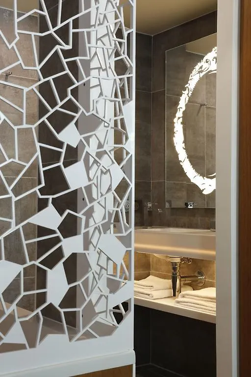 Select Hotel Paris 4*,  France